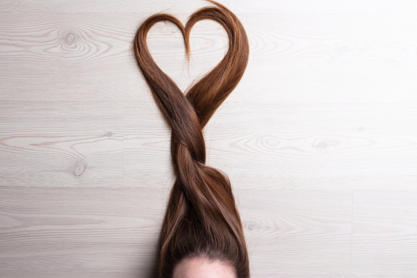 Tratamentos para combater a queda de cabelo: Dicas eficazes para fortalecer os fios