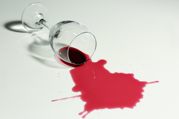 6 Maneiras Eficazes De Como Tirar Mancha de Vinho